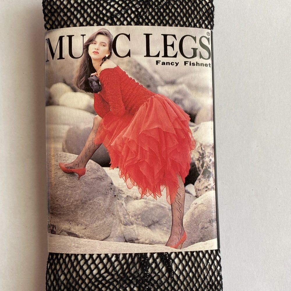 *NEW* Music Legs fancy fishnet stockings